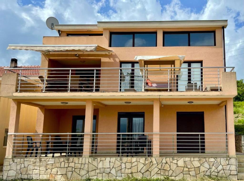 Apartments Camilla Радовичі Екстер'єр фото