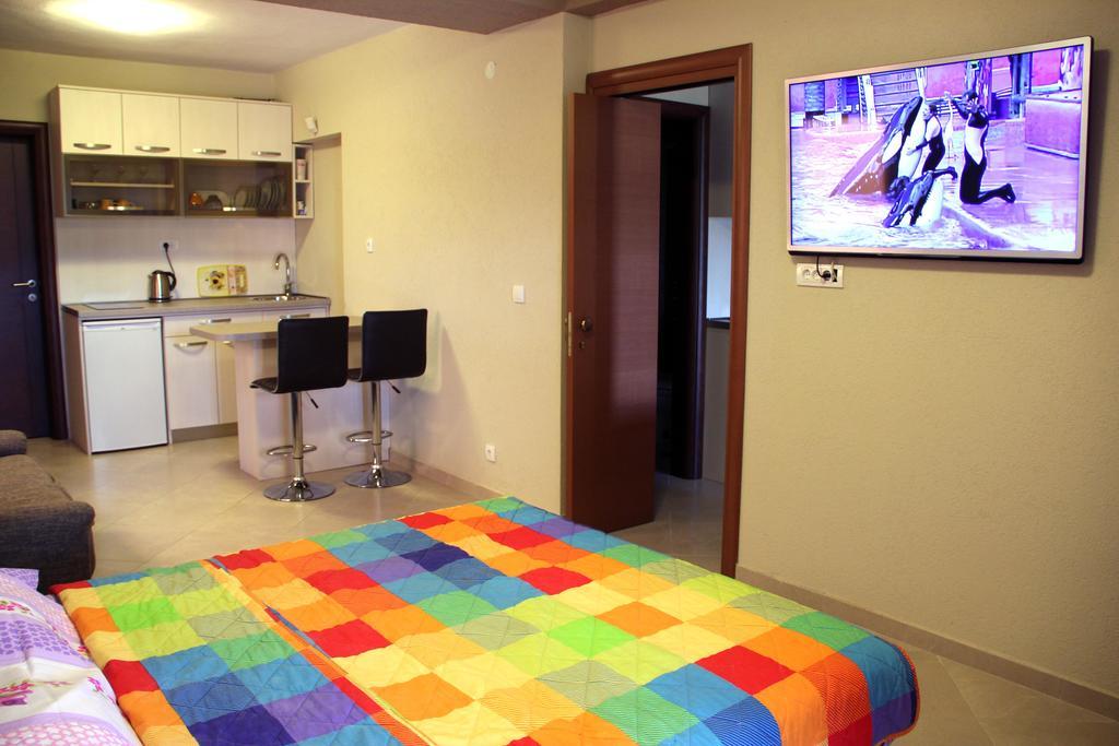 Apartments Camilla Радовичі Екстер'єр фото